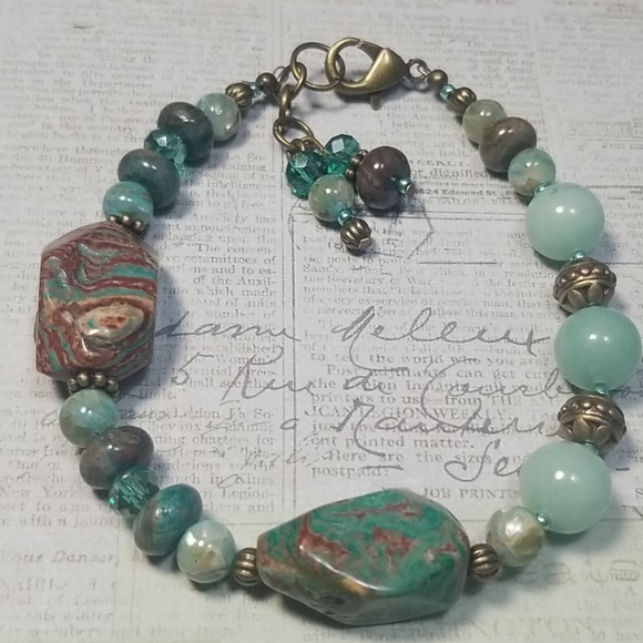 Green crazy lace agate freeform bracelet set - Picture 4 of 8